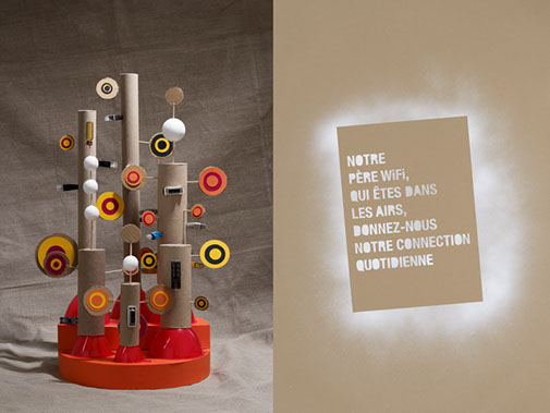 Réprésentation du dieu wifi sous la forme d'antennes en carton par les soeurs siamoises